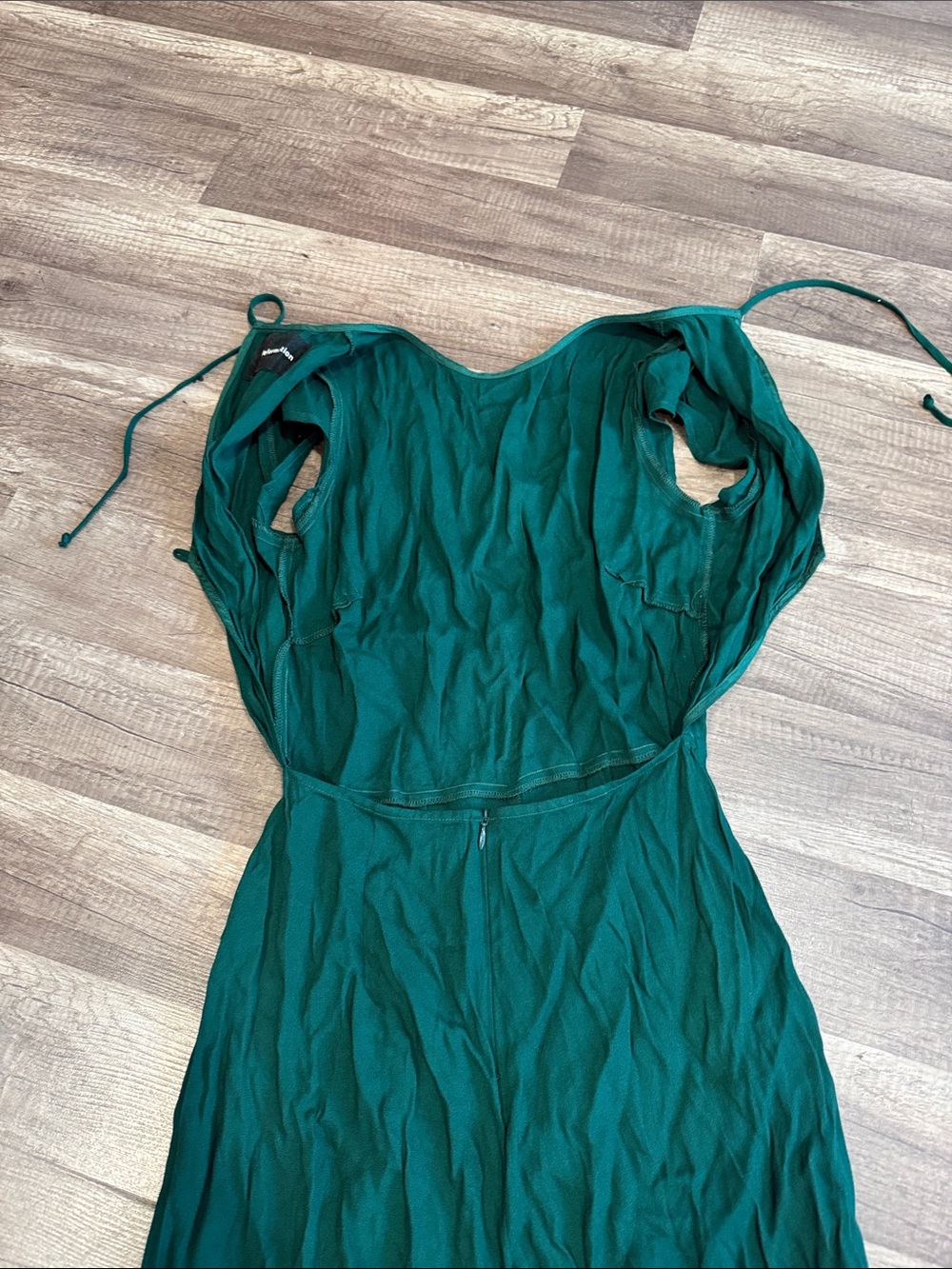 Reformation backless romper - Picture 3 of 5